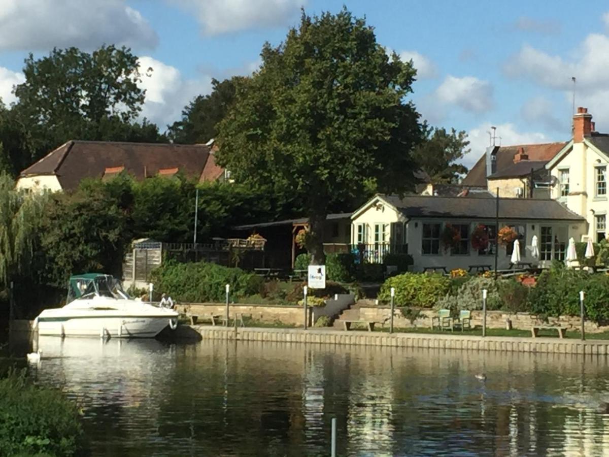 Old Beams Bed & Breakfast Bed and Breakfast Alcester Exteriör bild